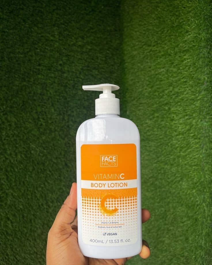 Face Facis Vitamin C body lotion